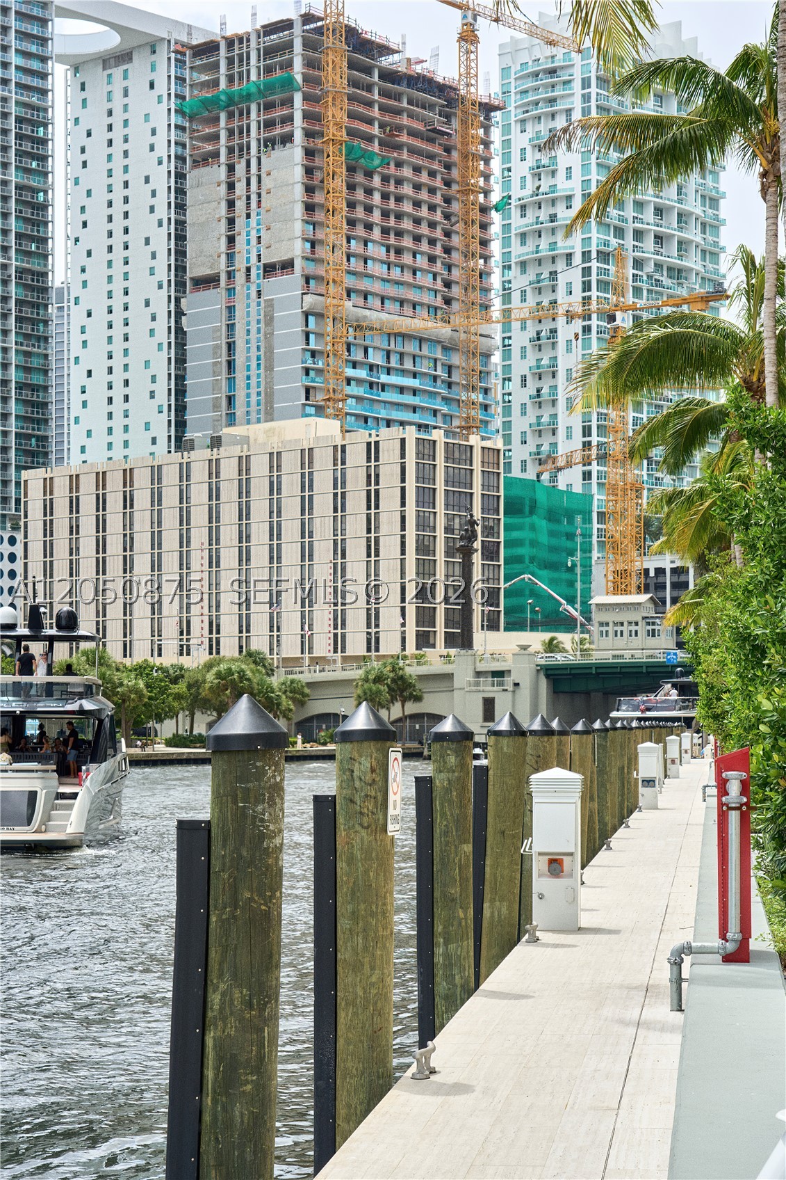 300 Biscayne Blvd Way #3104 Miami, FL 33131