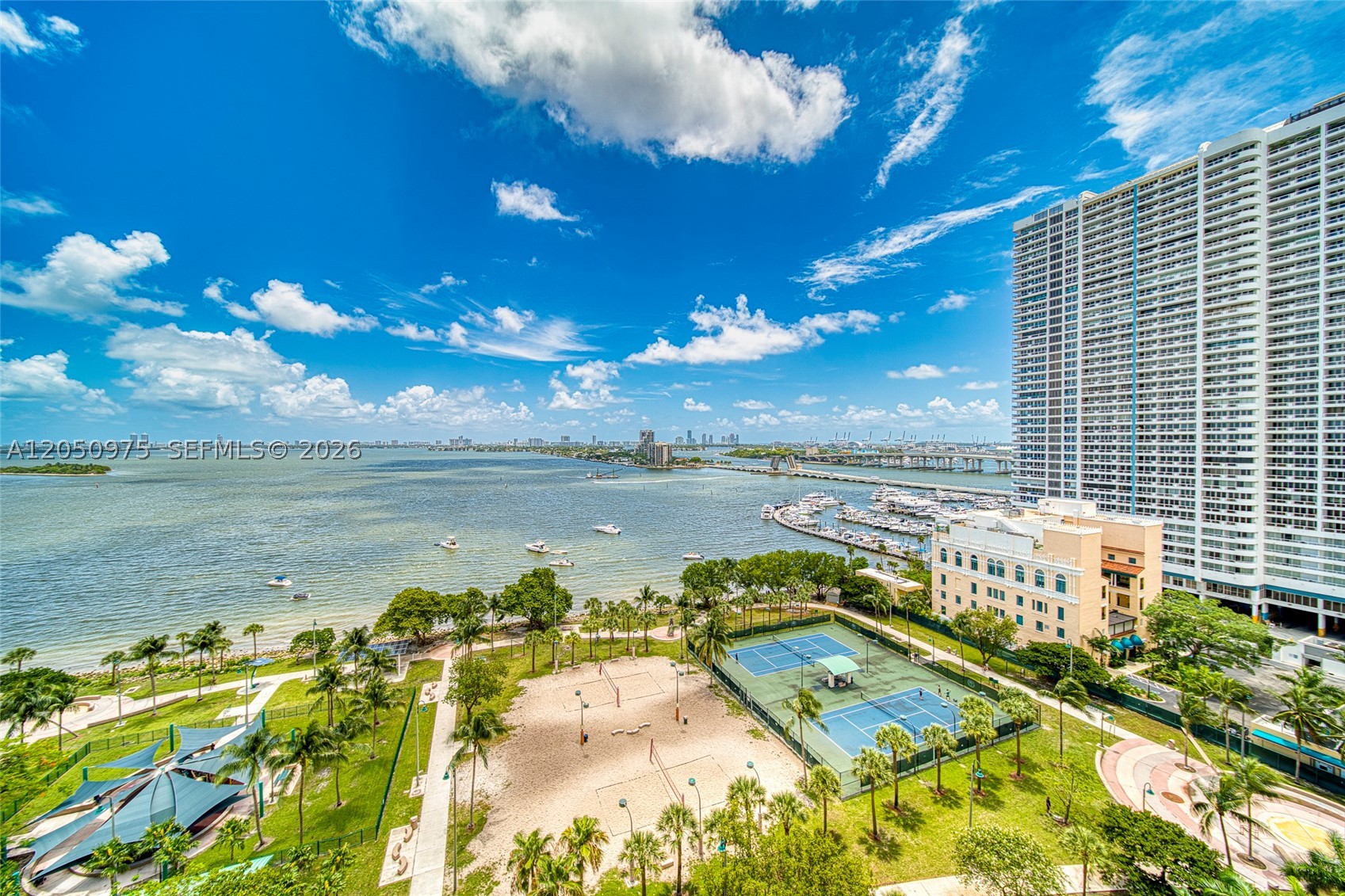 image Aria on the Bay20
