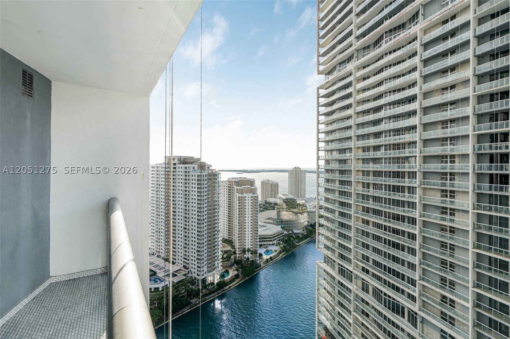 image Icon Brickell I22