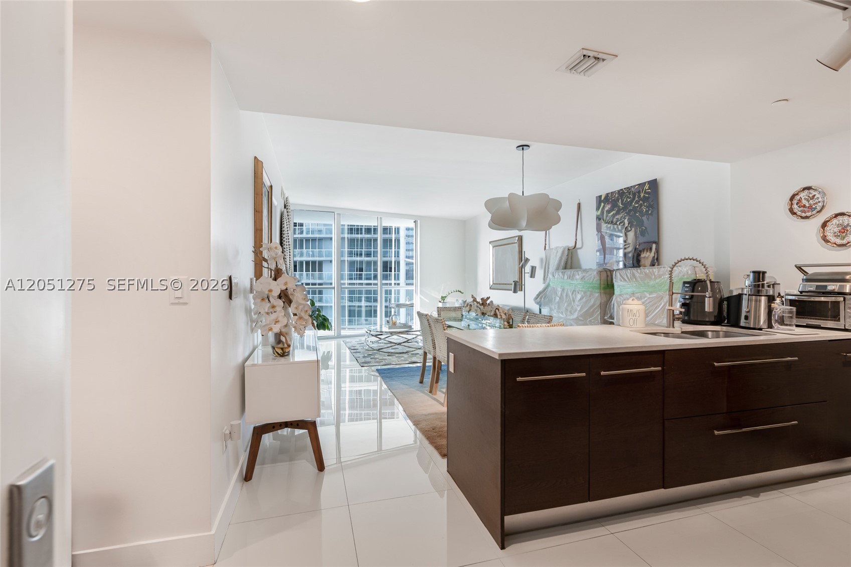 image Icon Brickell I3