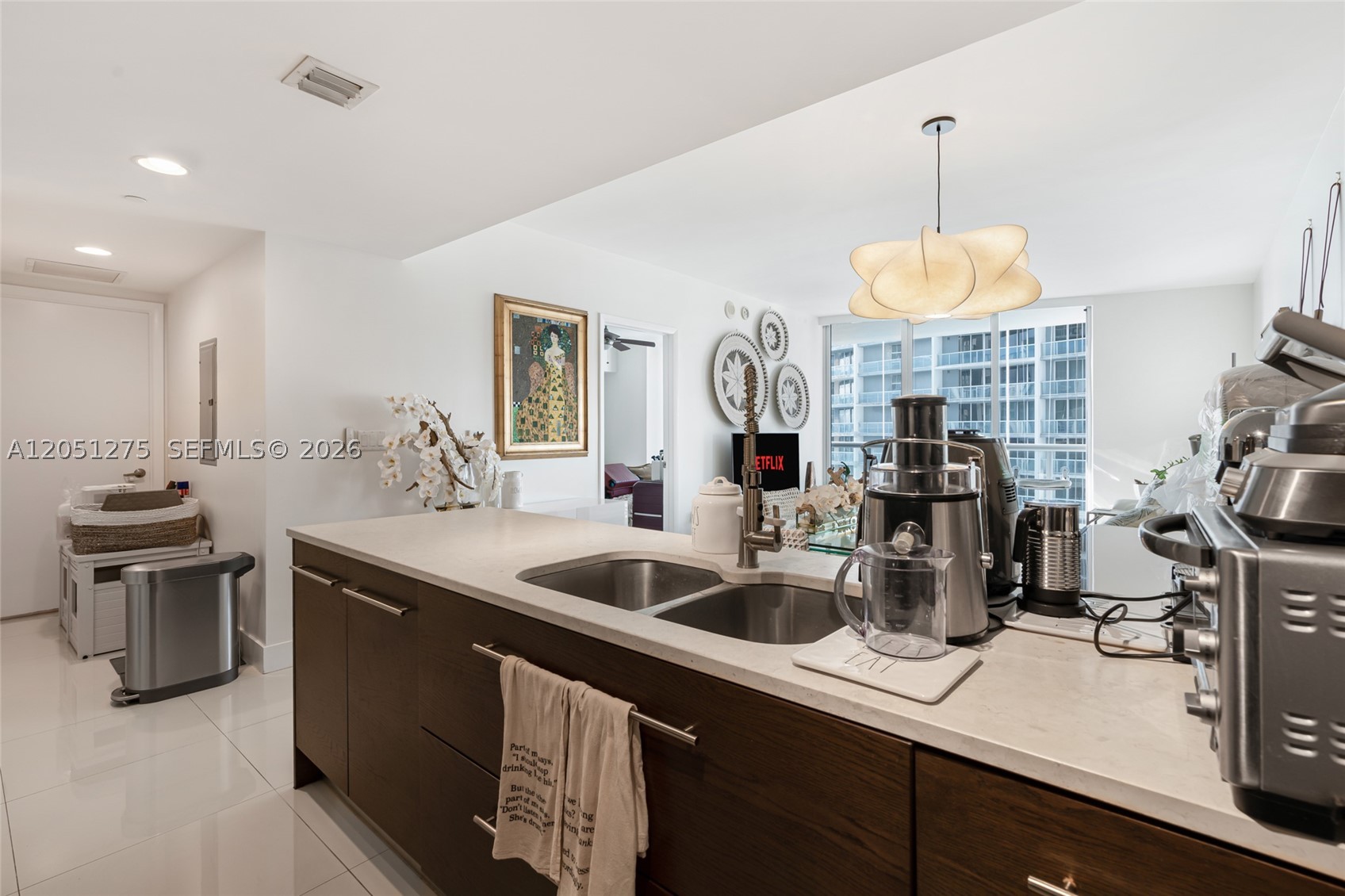 image Icon Brickell I8