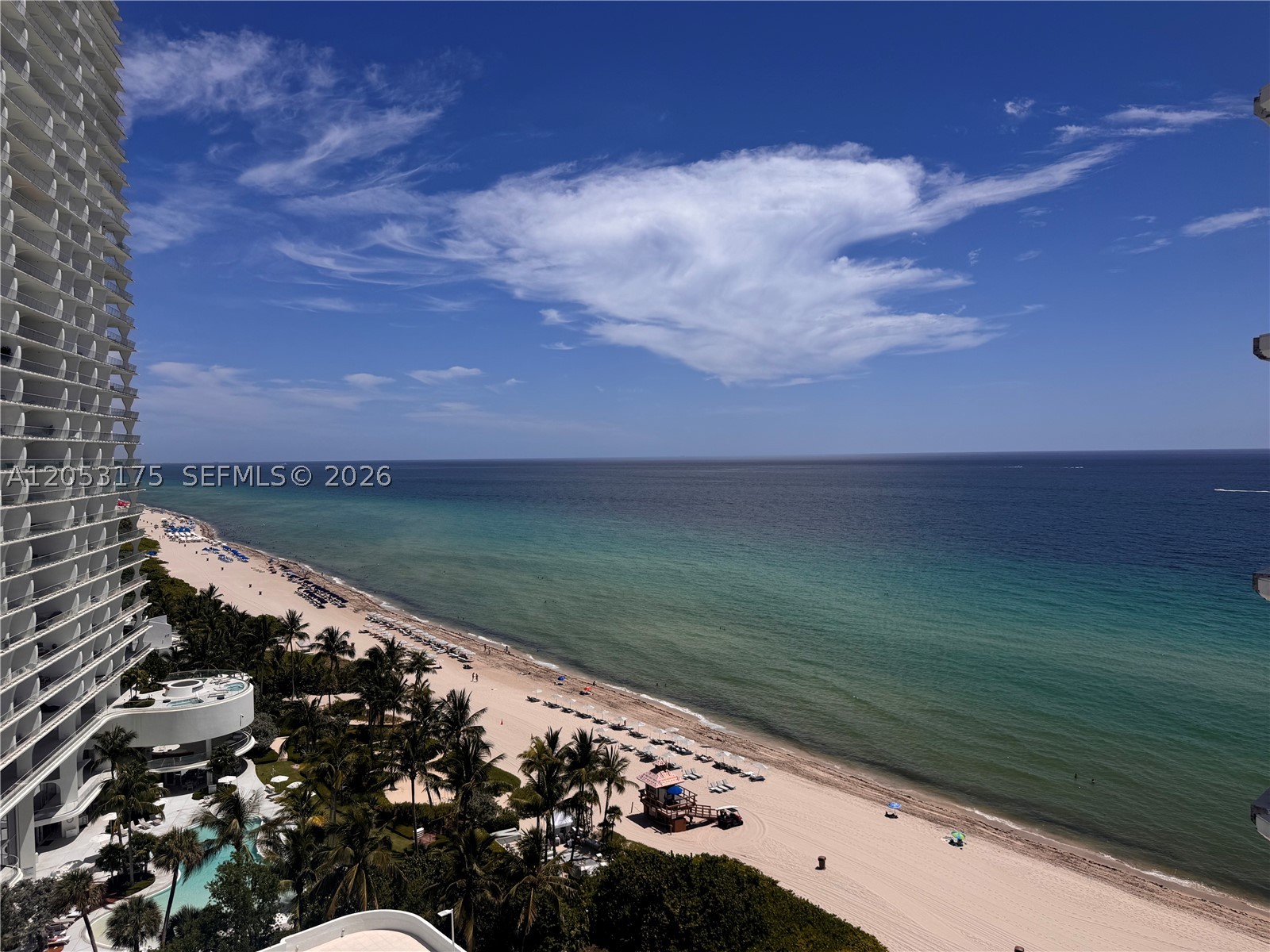 10275 Collins Ave #808