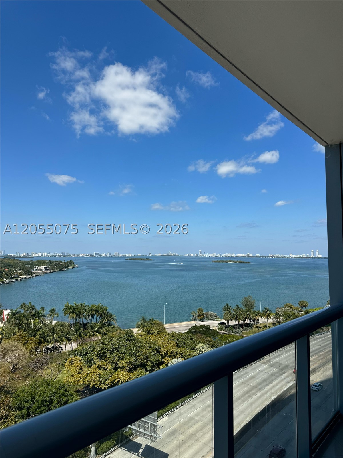 image Blue on the Bay1