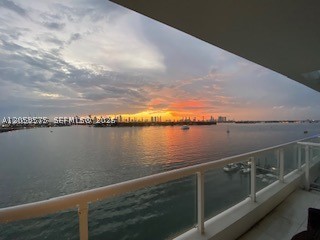 540 West Ave #713