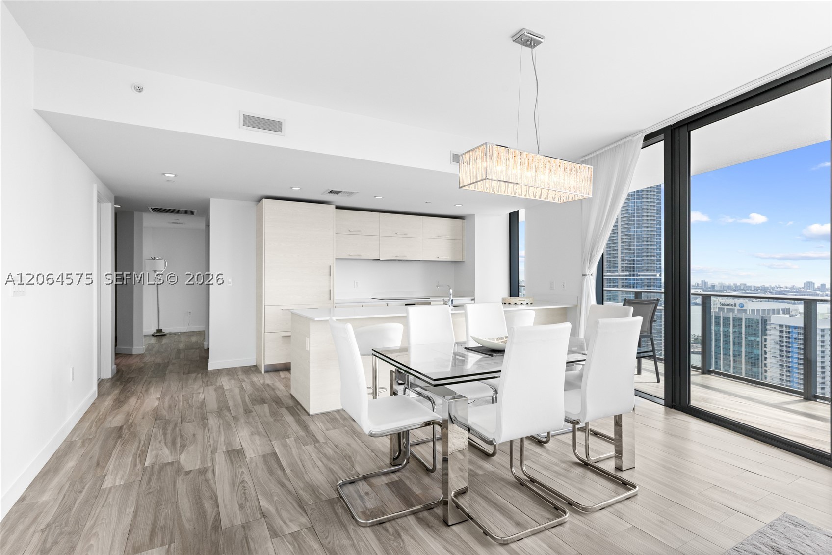 image Dua Miami (SLS Brickell)12