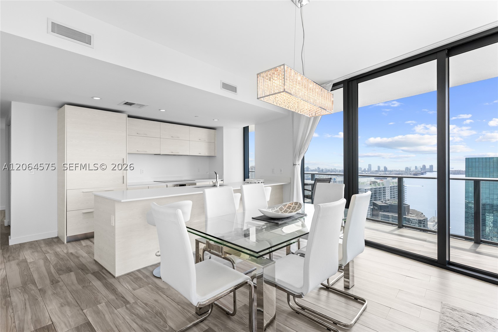 image Dua Miami (SLS Brickell)13