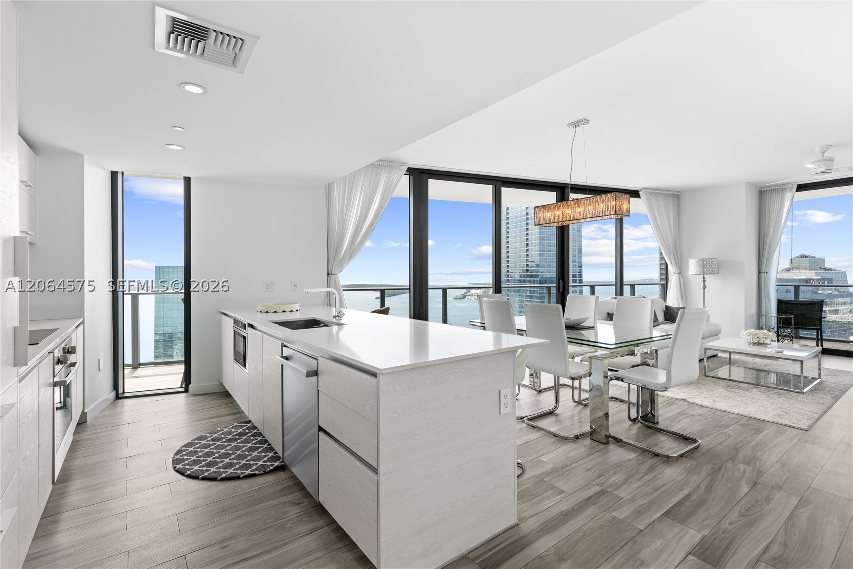 image Dua Miami (SLS Brickell)1