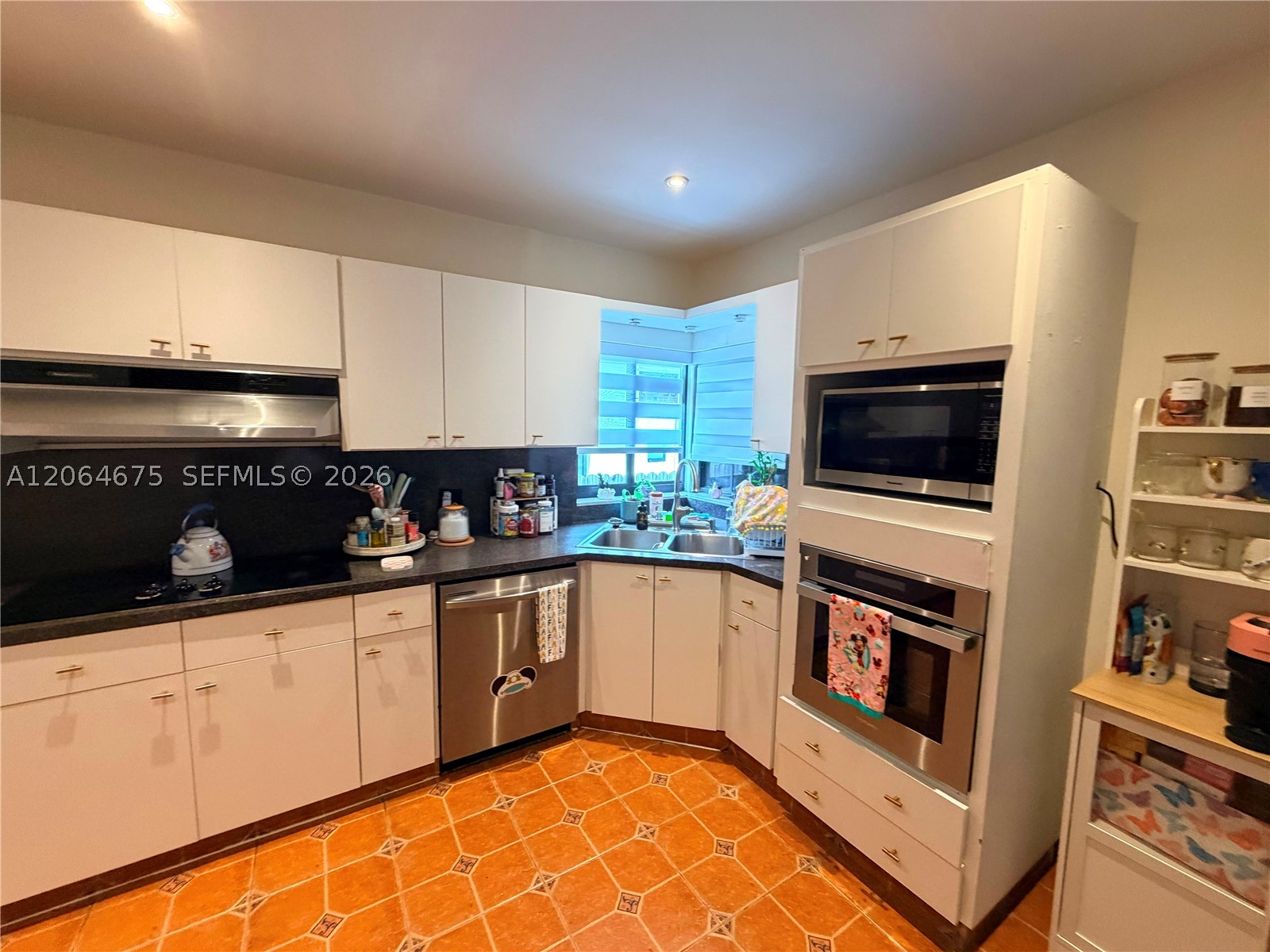1525 SW 19th Ter Miami, FL 33145