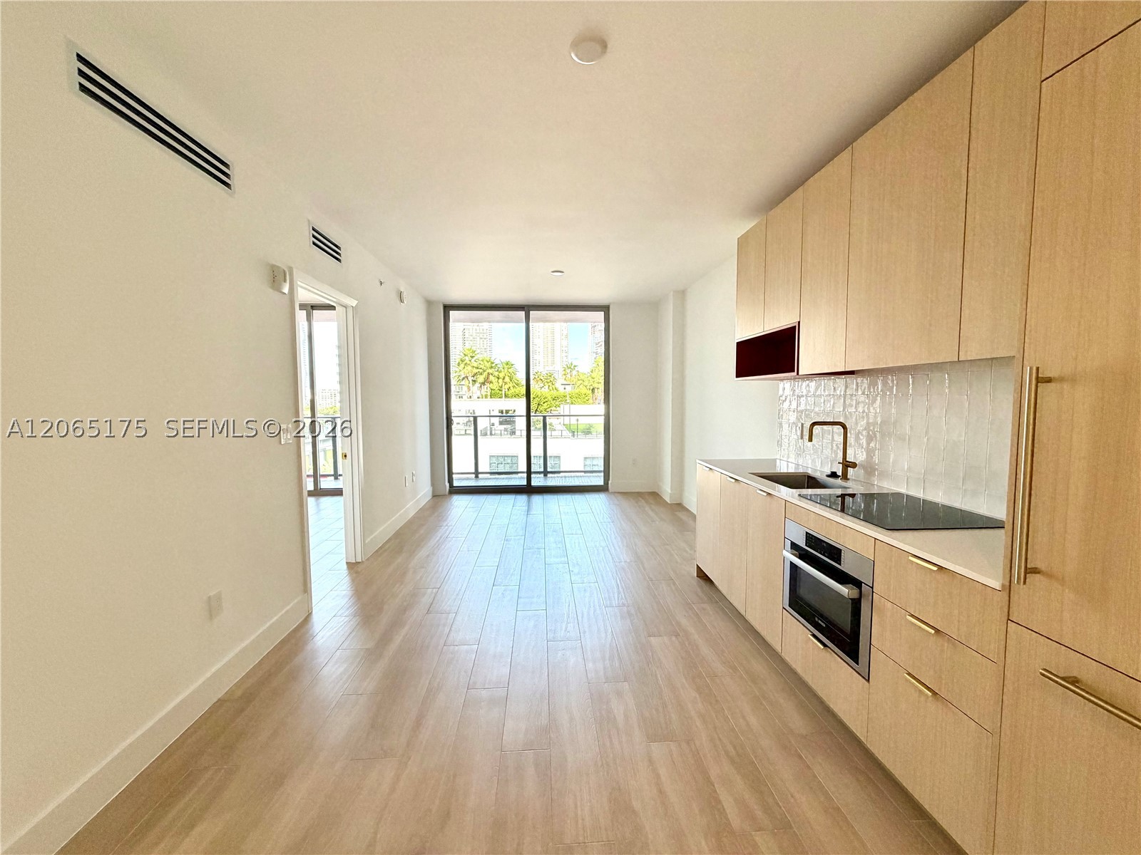 image The Standard Residences Midtown Miami26