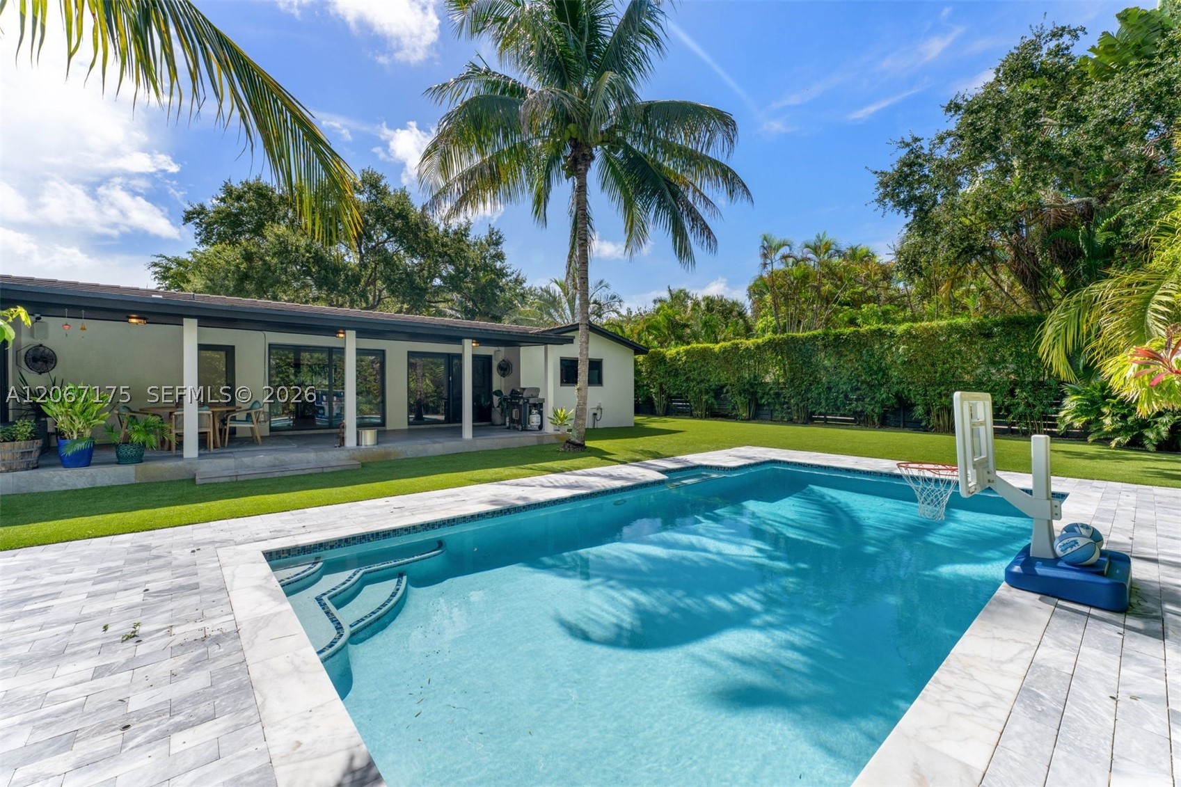 7790 SW 53rd Ave Miami, FL 33143