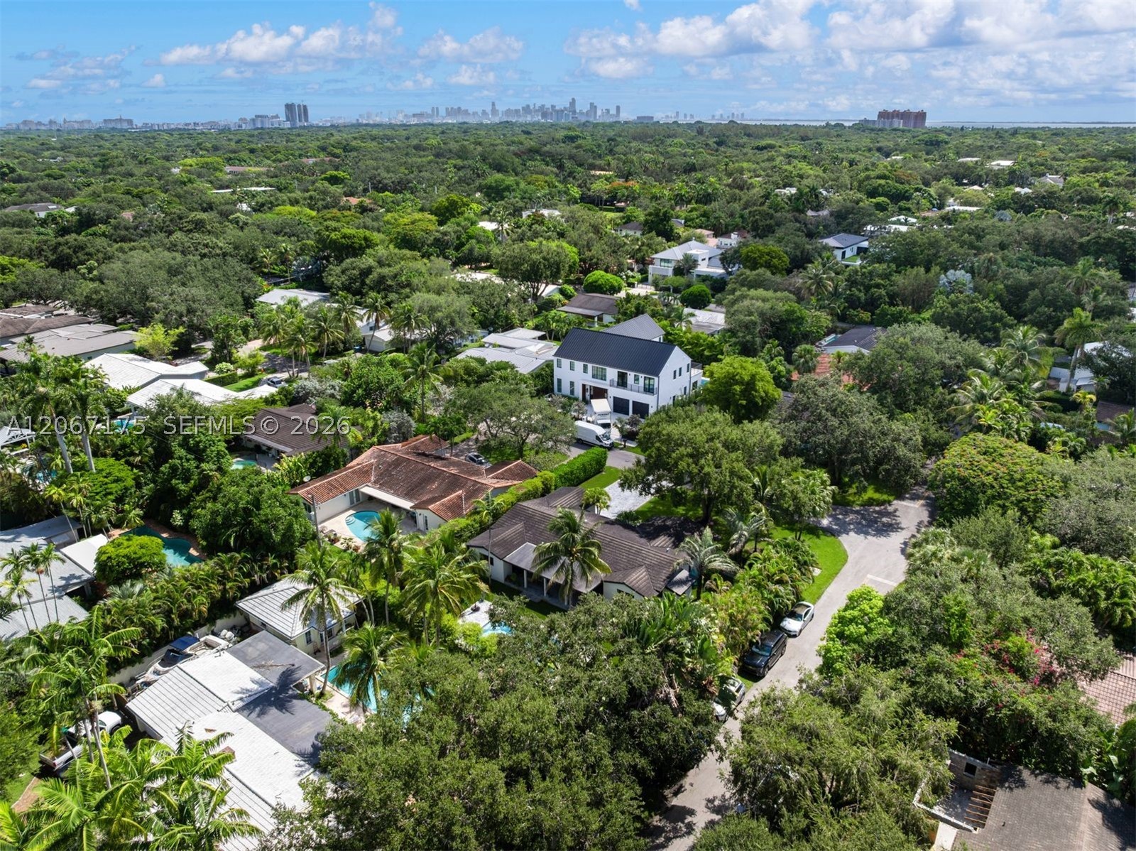 7790 SW 53rd Ave Miami, FL 33143
