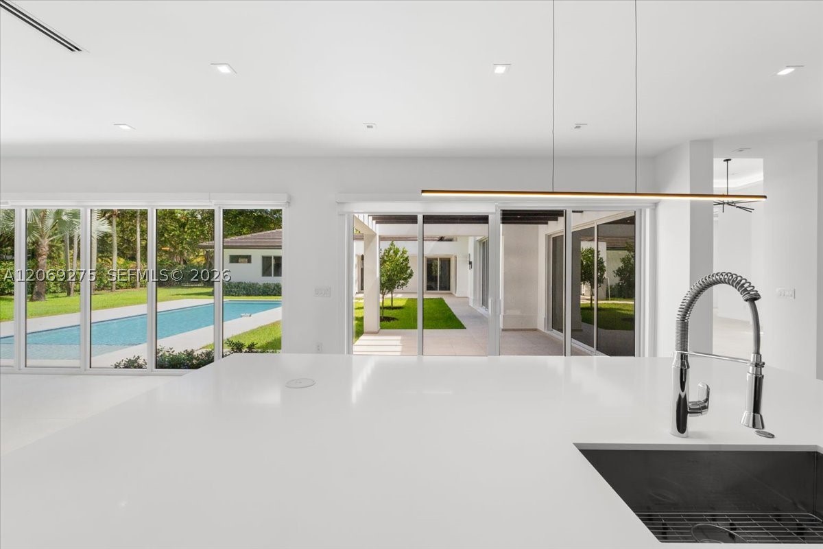 9025 SW 114th St Miami, FL 33176