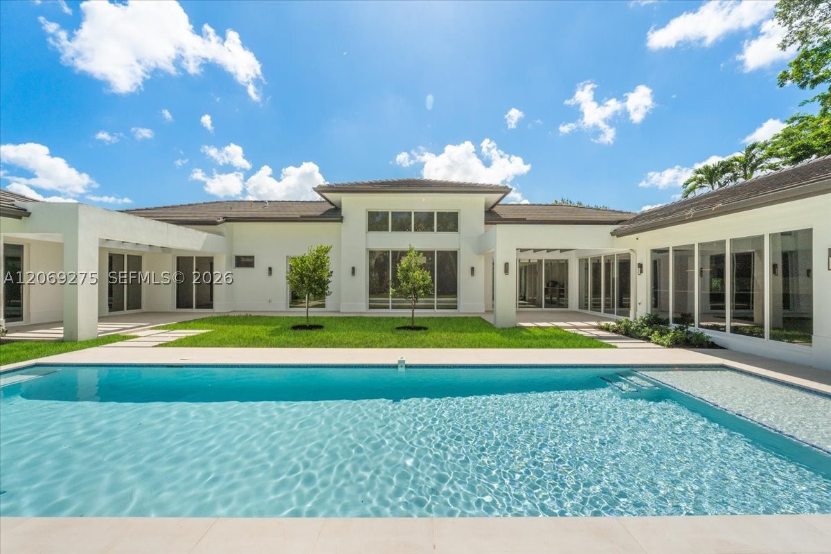 9025 SW 114th St Miami, FL 33176