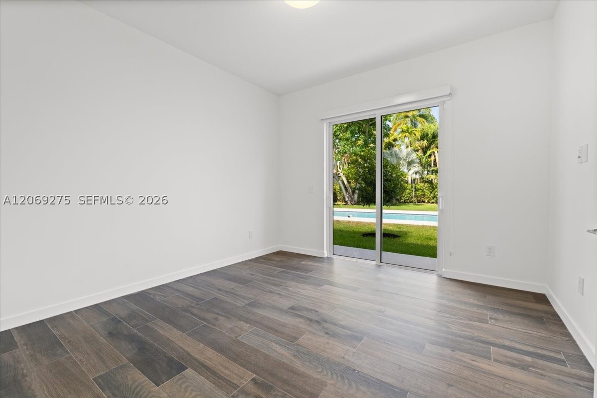 9025 SW 114th St Miami, FL 33176