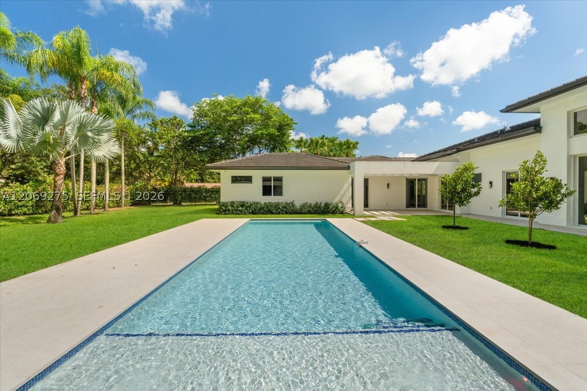 9025 SW 114th St Miami, FL 33176
