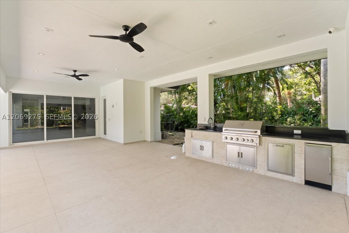 9025 SW 114th St Miami, FL 33176