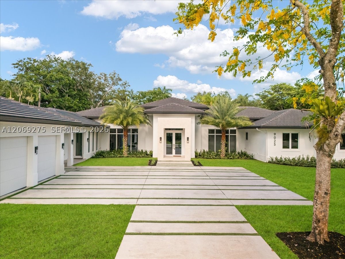 9025 SW 114th St Miami, FL 33176