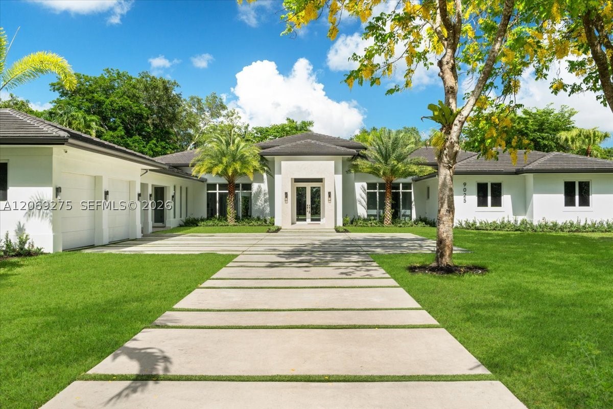 9025 SW 114th St Miami, FL 33176