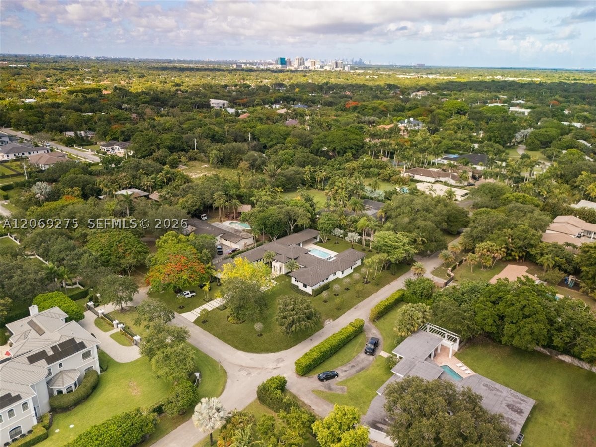 9025 SW 114th St Miami, FL 33176
