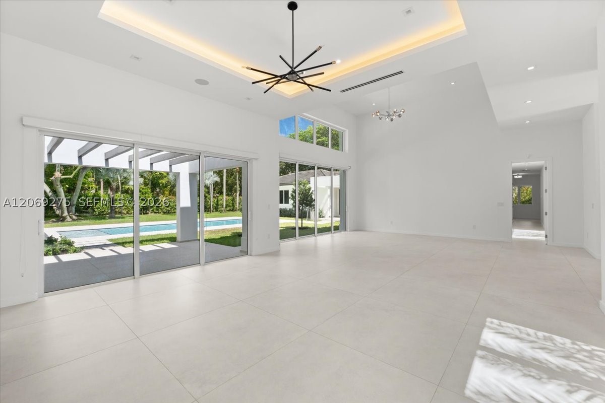 9025 SW 114th St Miami, FL 33176