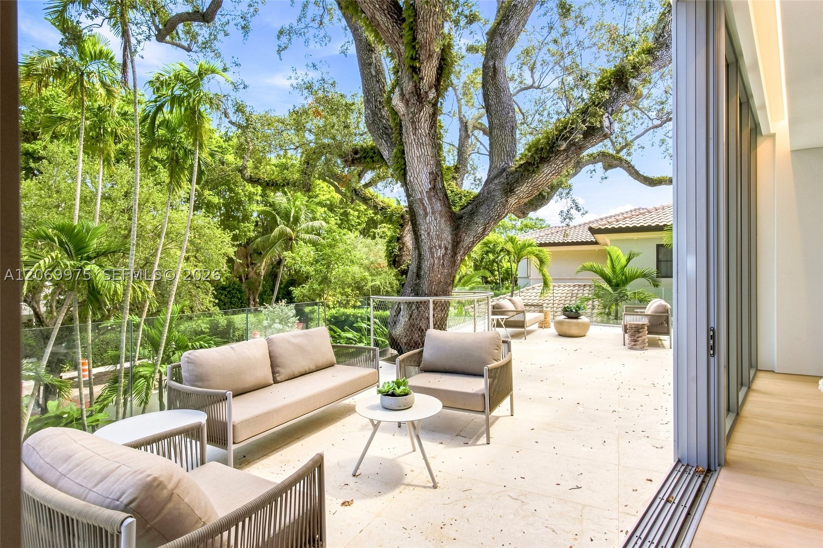 1616 Onaway Dr Miami, FL 33133
