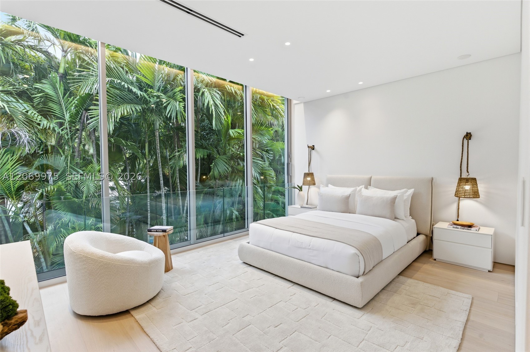 1616 Onaway Dr Miami, FL 33133