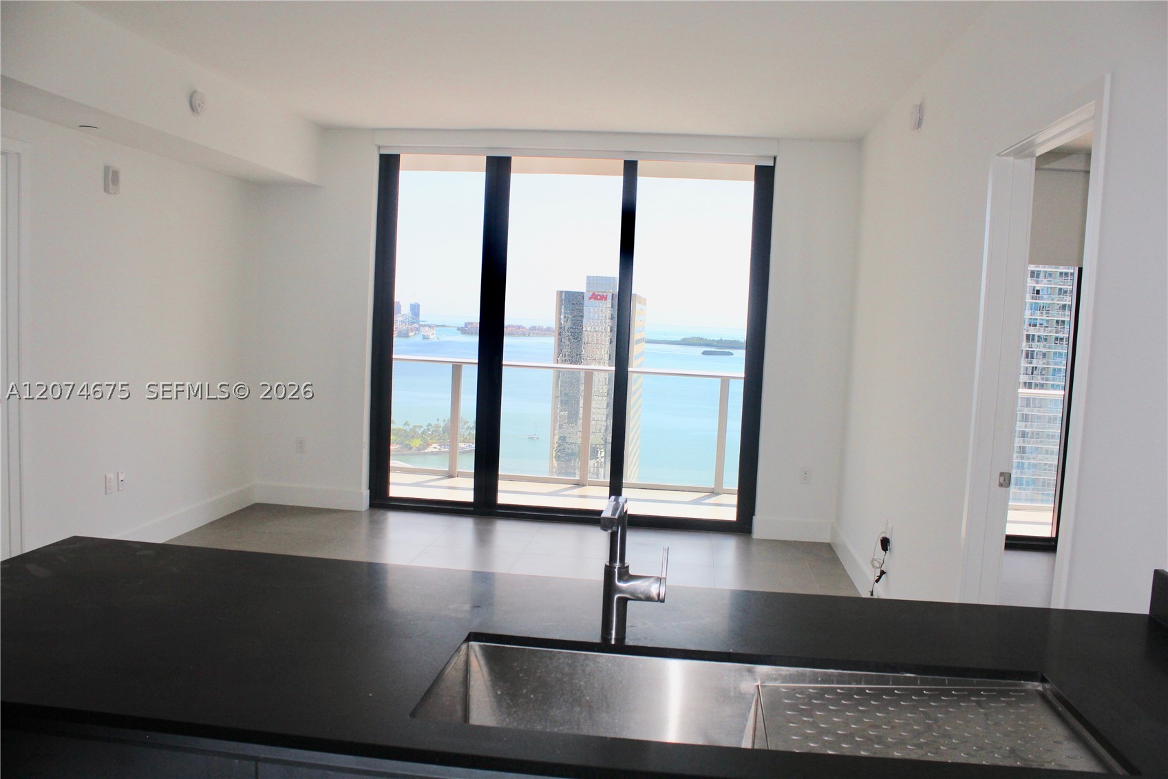 1010 Brickell Ave #3403