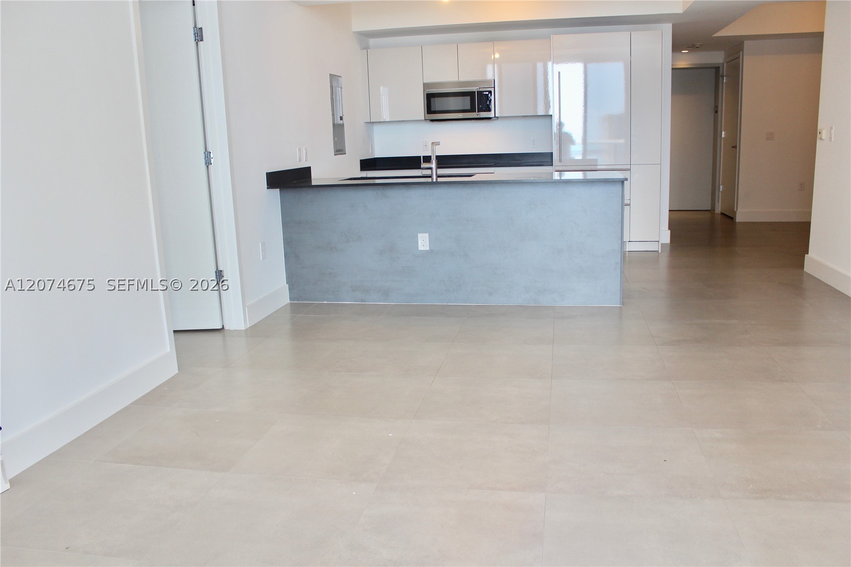 1010 Brickell Ave #3403 Miami, FL 33131
