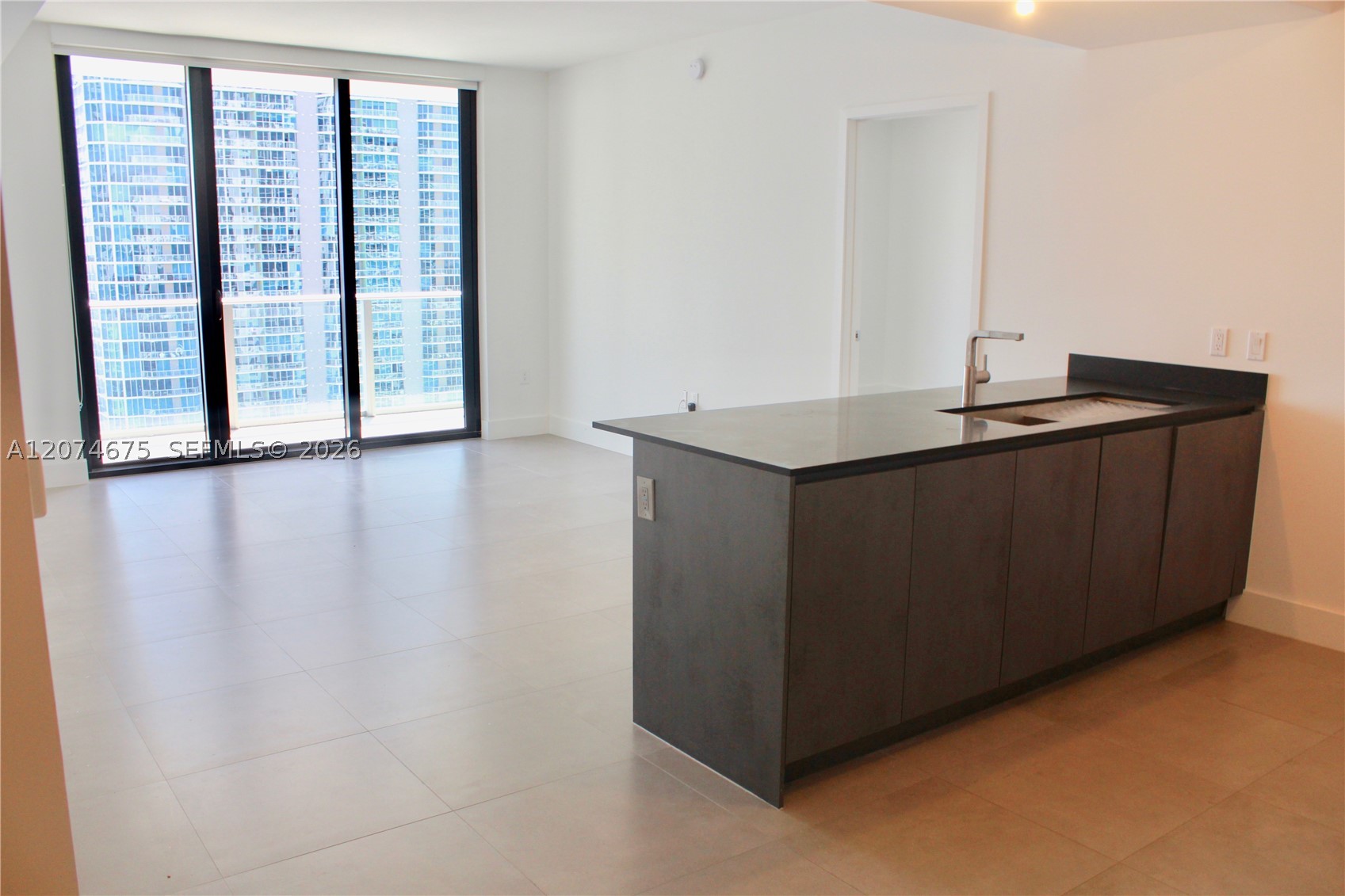 1010 Brickell Ave #3403 Miami, FL 33131