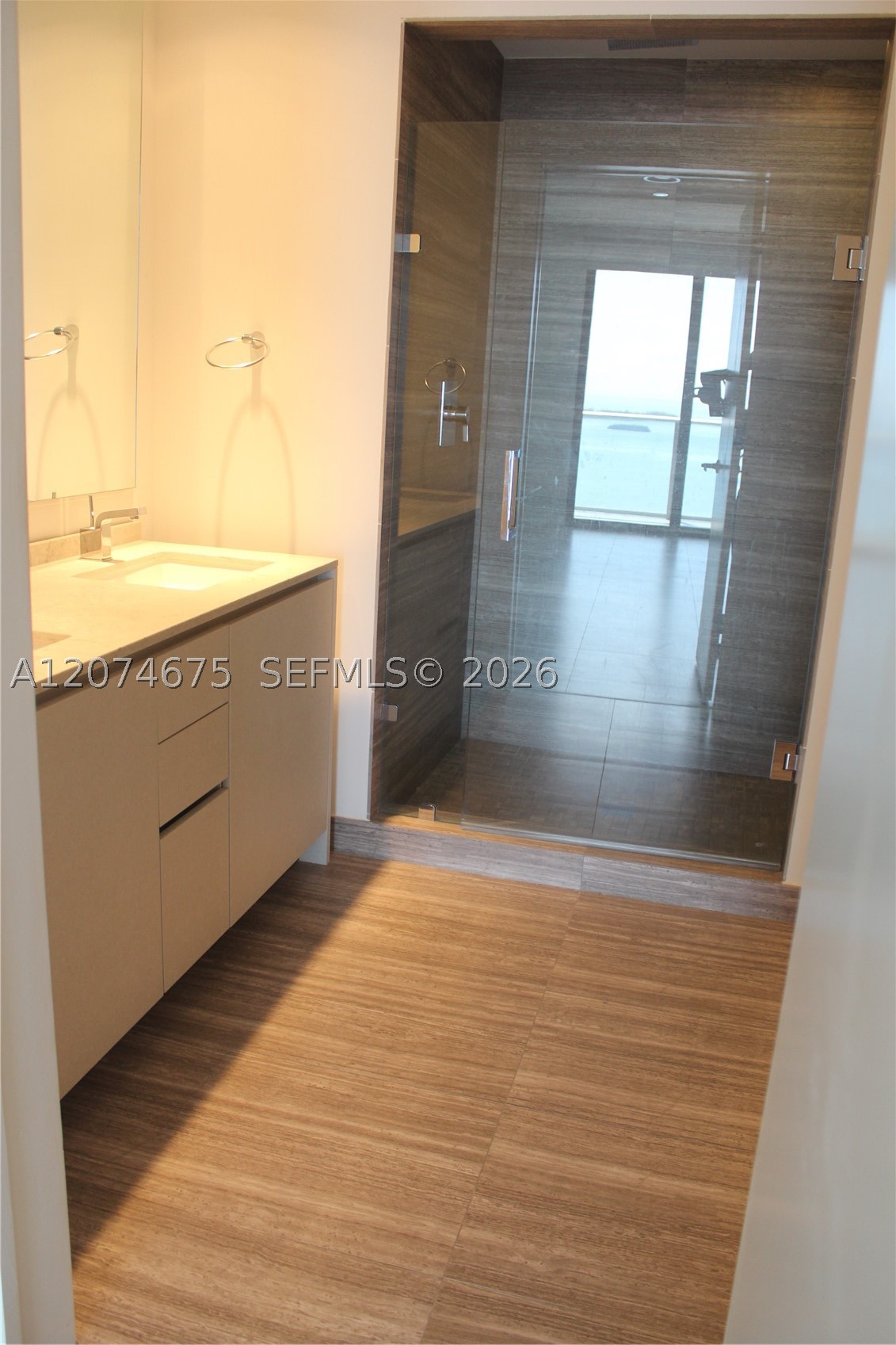 1010 Brickell Ave #3403 Miami, FL 33131