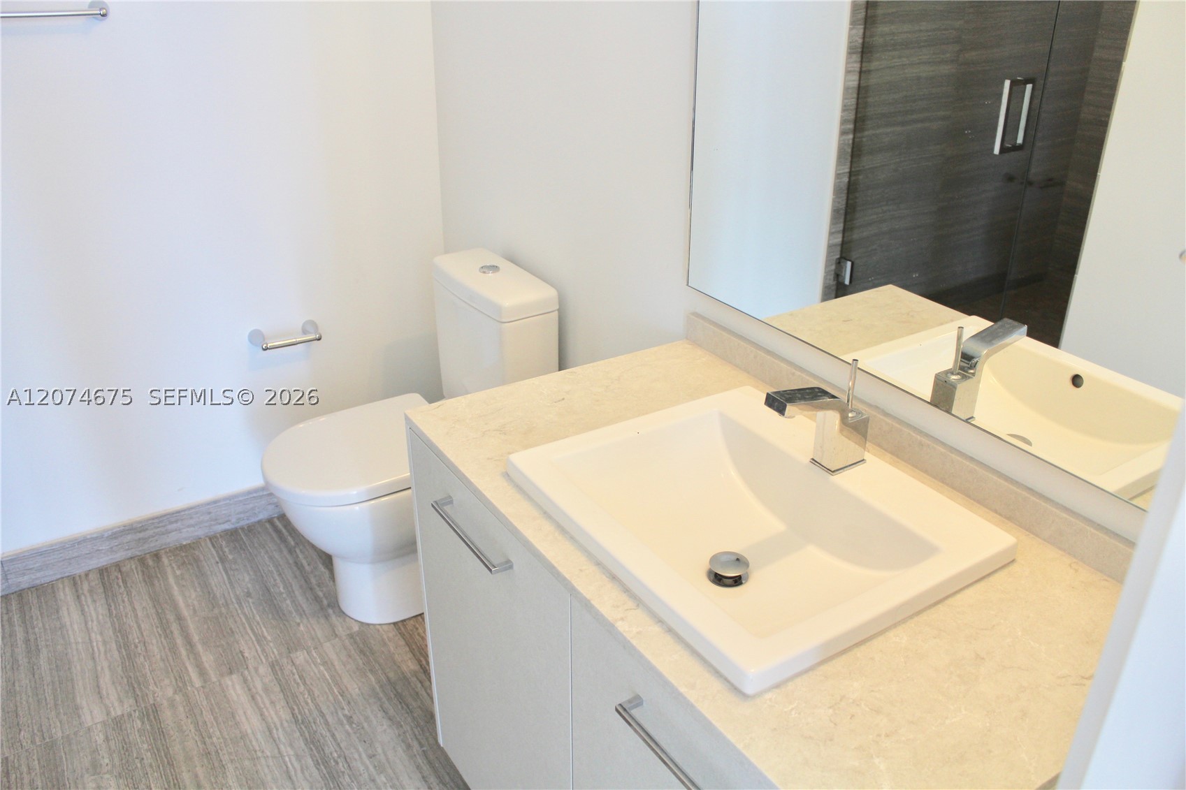 1010 Brickell Ave #3403 Miami, FL 33131