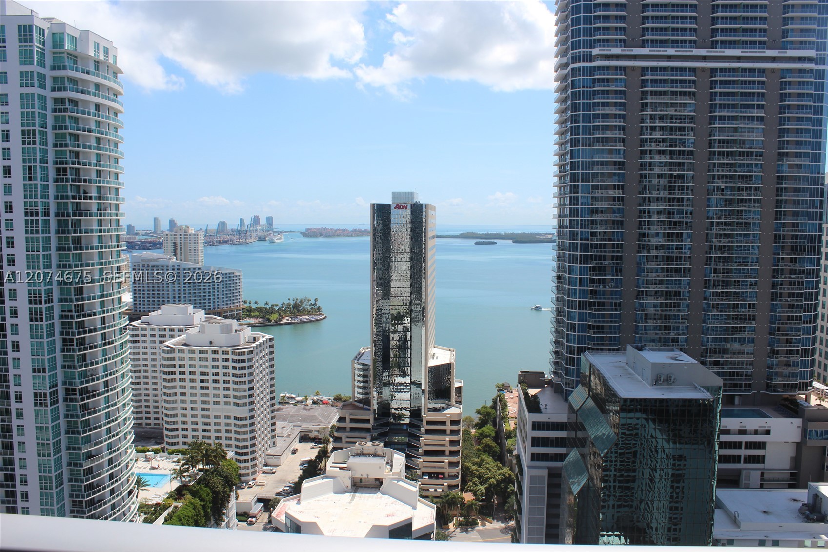 1010 Brickell Ave #3403 Miami, FL 33131