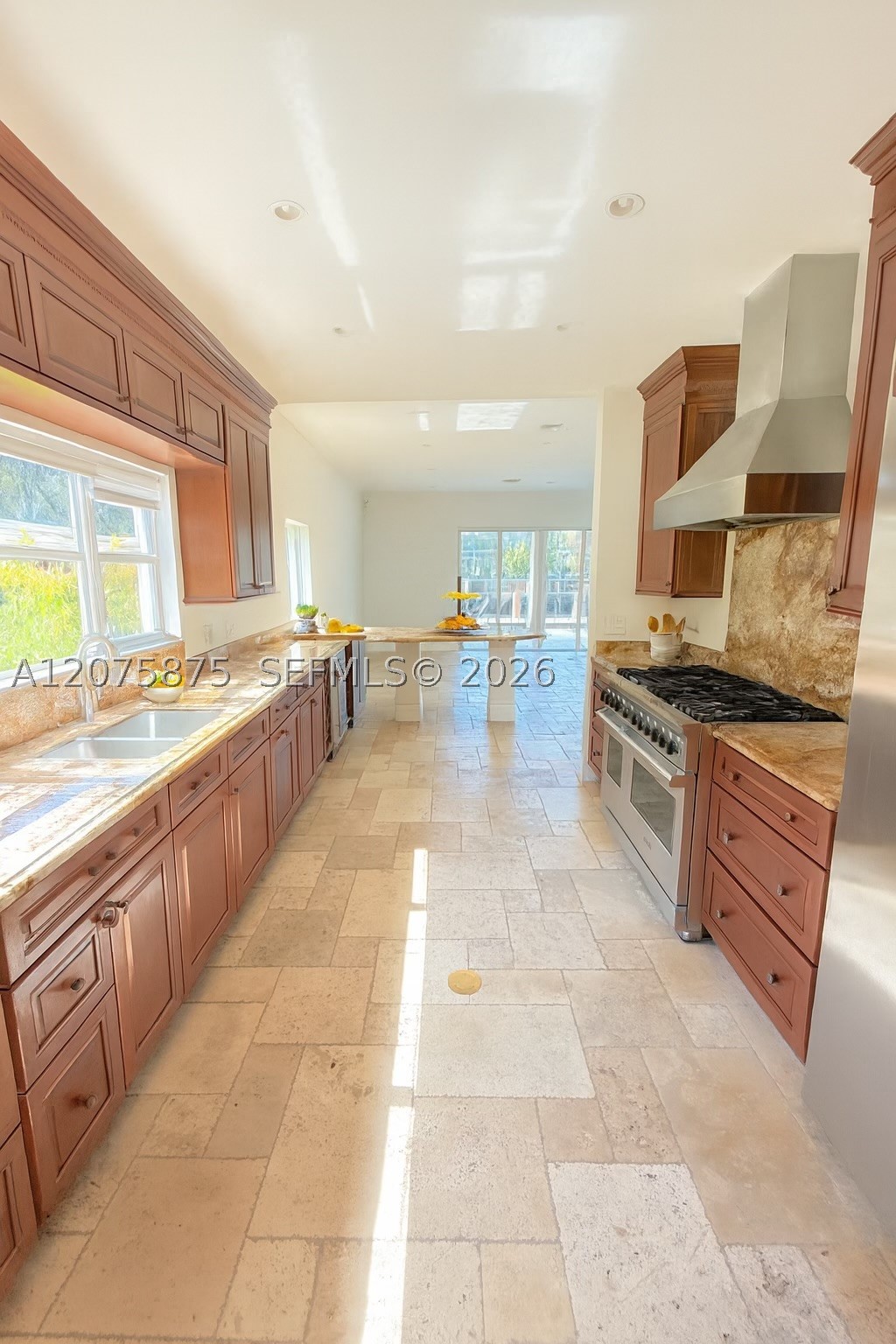 1420 W 21st St Miami Beach, FL 33140
