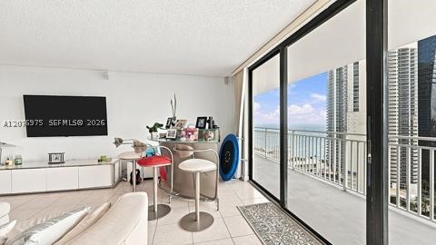 image Winston Towers 60020
