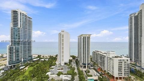 image Winston Towers 60042