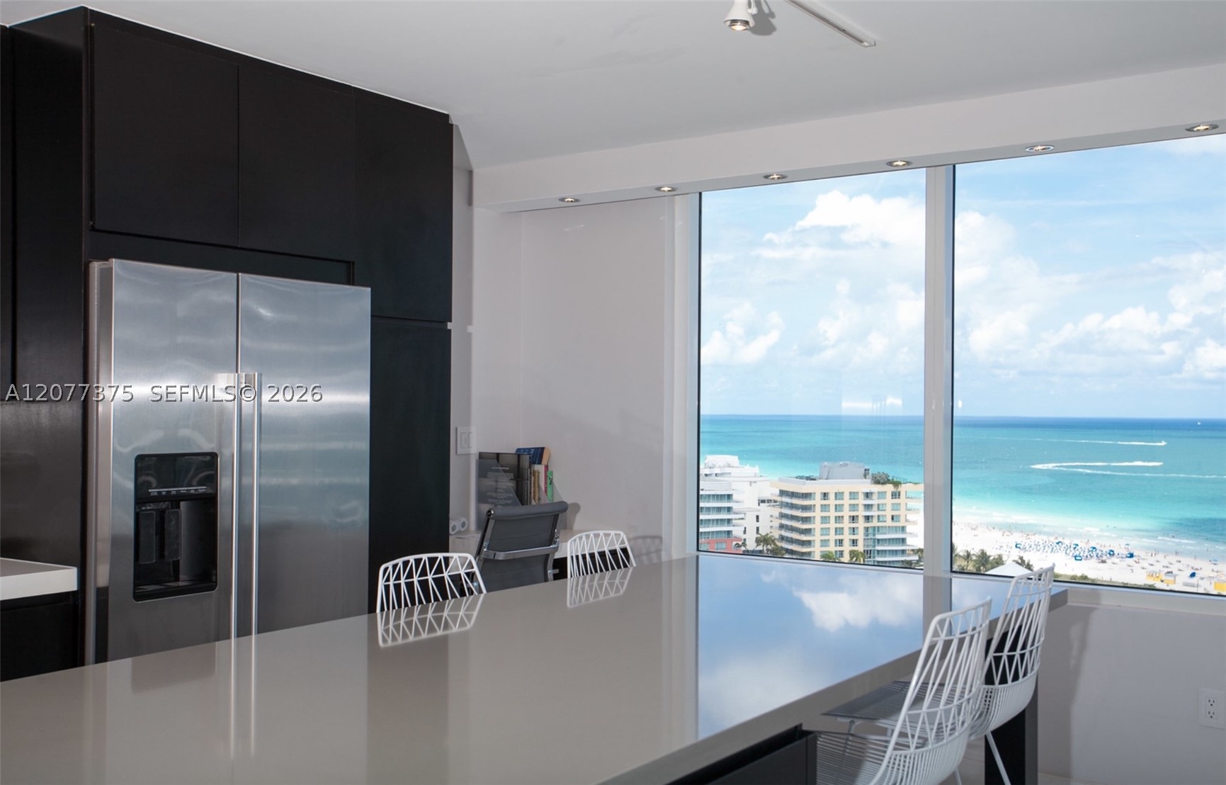 400 S Pointe Dr #1906 Miami Beach, FL 33139