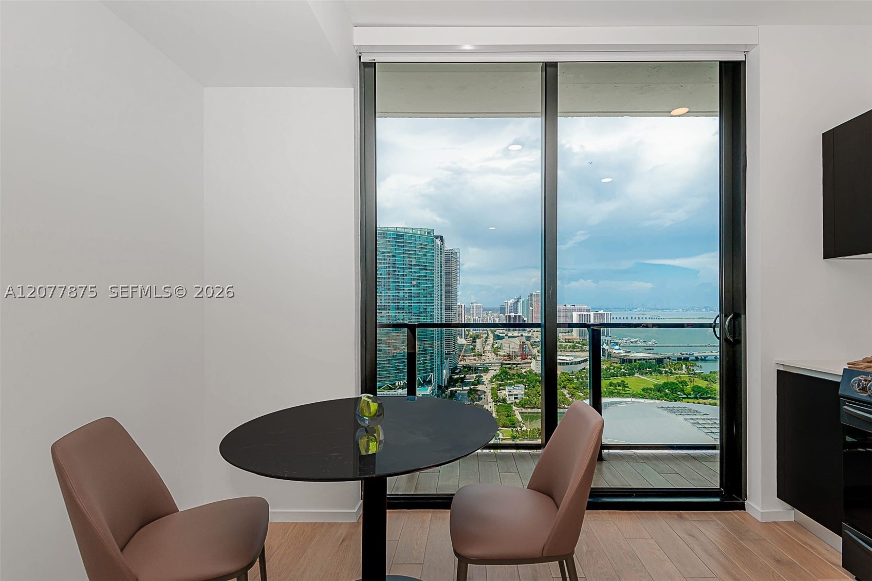 image The Elser Hotel & Residences15