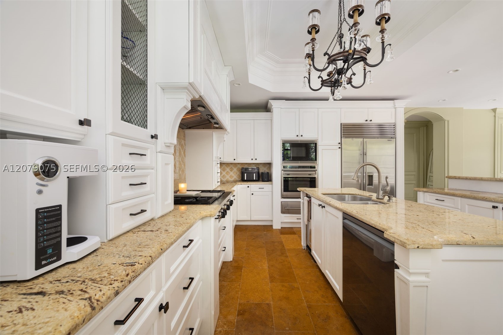 3740 Irvington Ave Coconut Grove, FL 33133