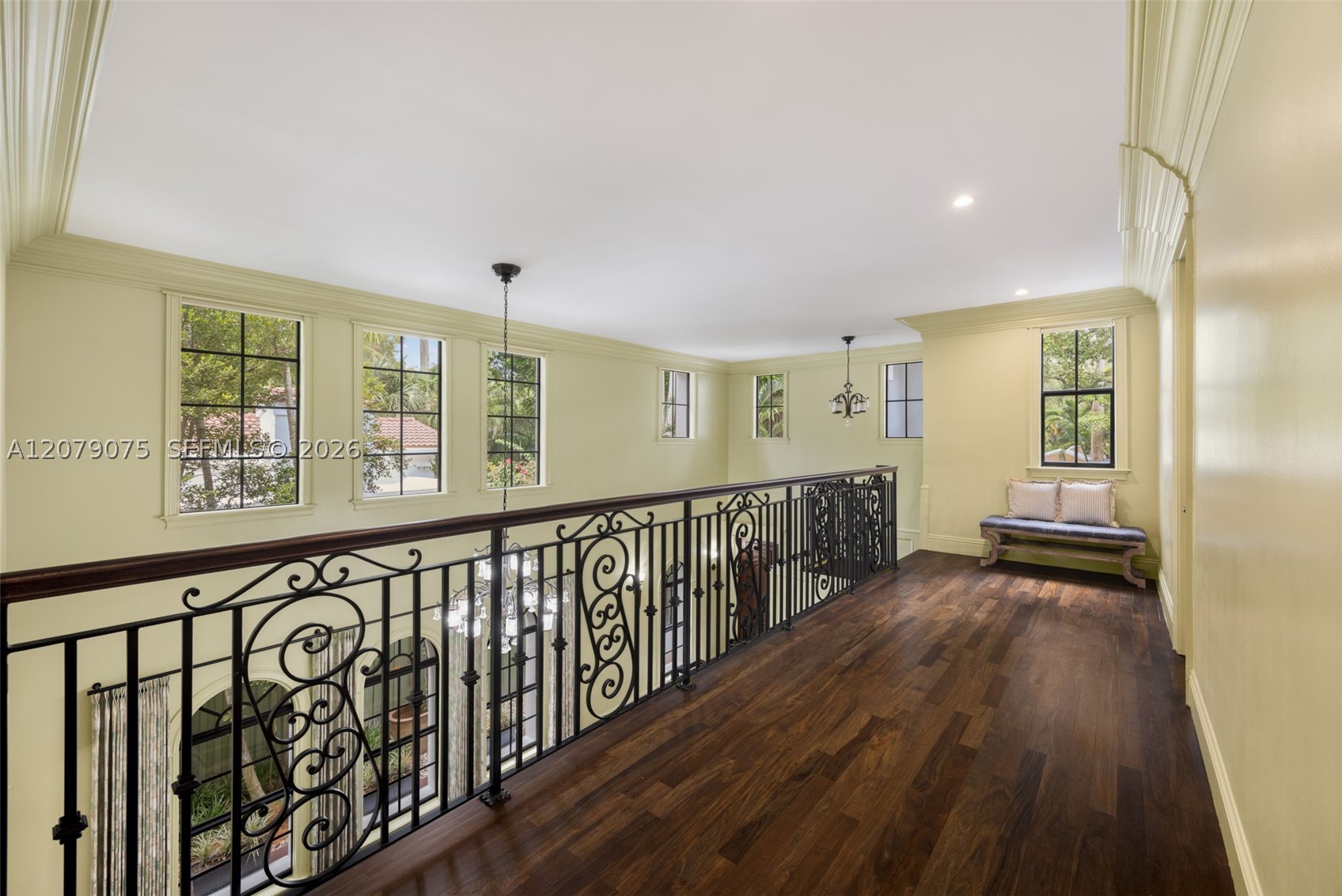3740 Irvington Ave Coconut Grove, FL 33133