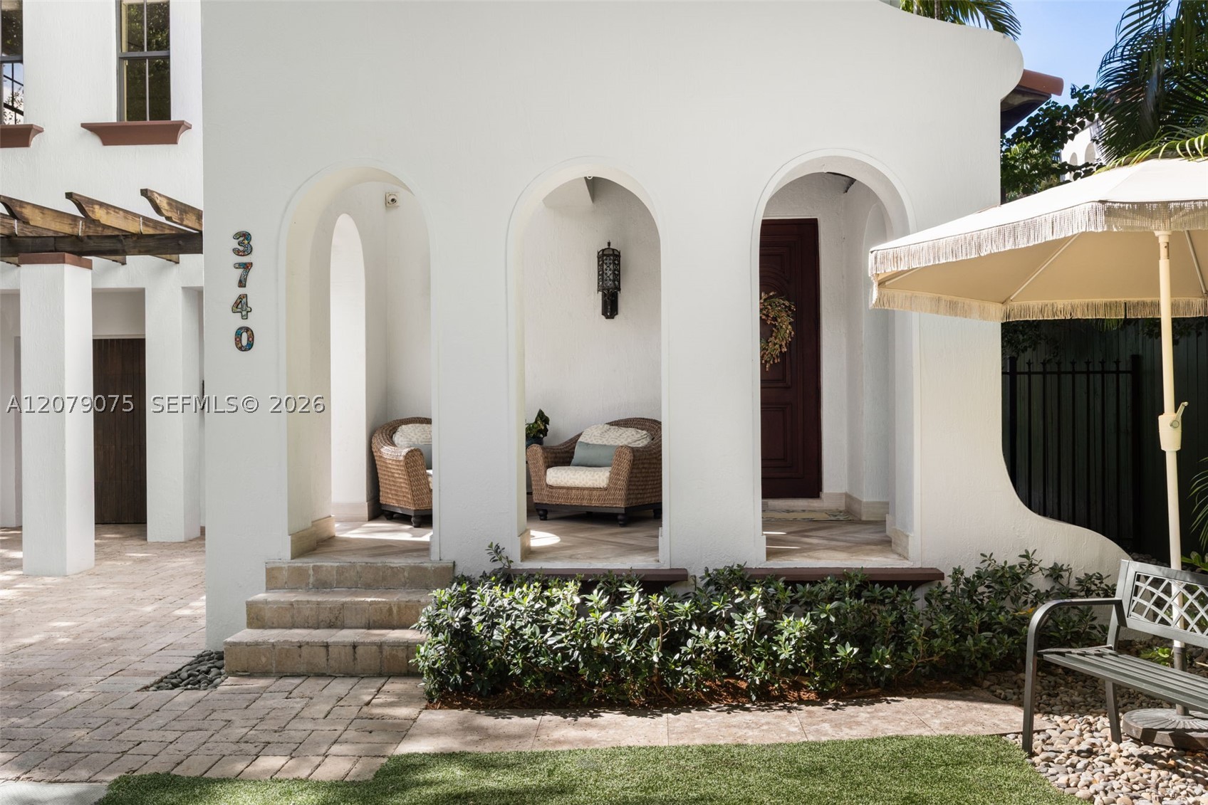 3740 Irvington Ave Coconut Grove, FL 33133