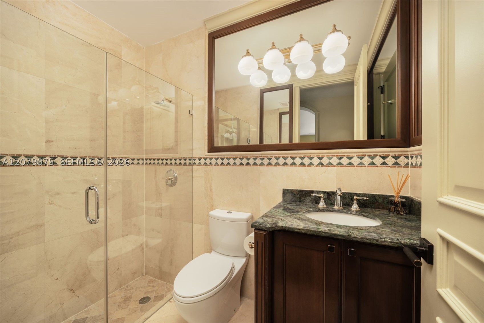 3740 Irvington Ave Coconut Grove, FL 33133