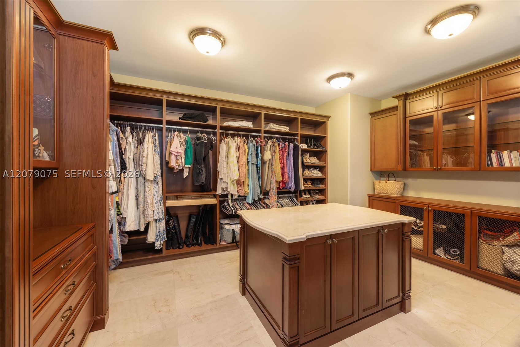 3740 Irvington Ave Coconut Grove, FL 33133