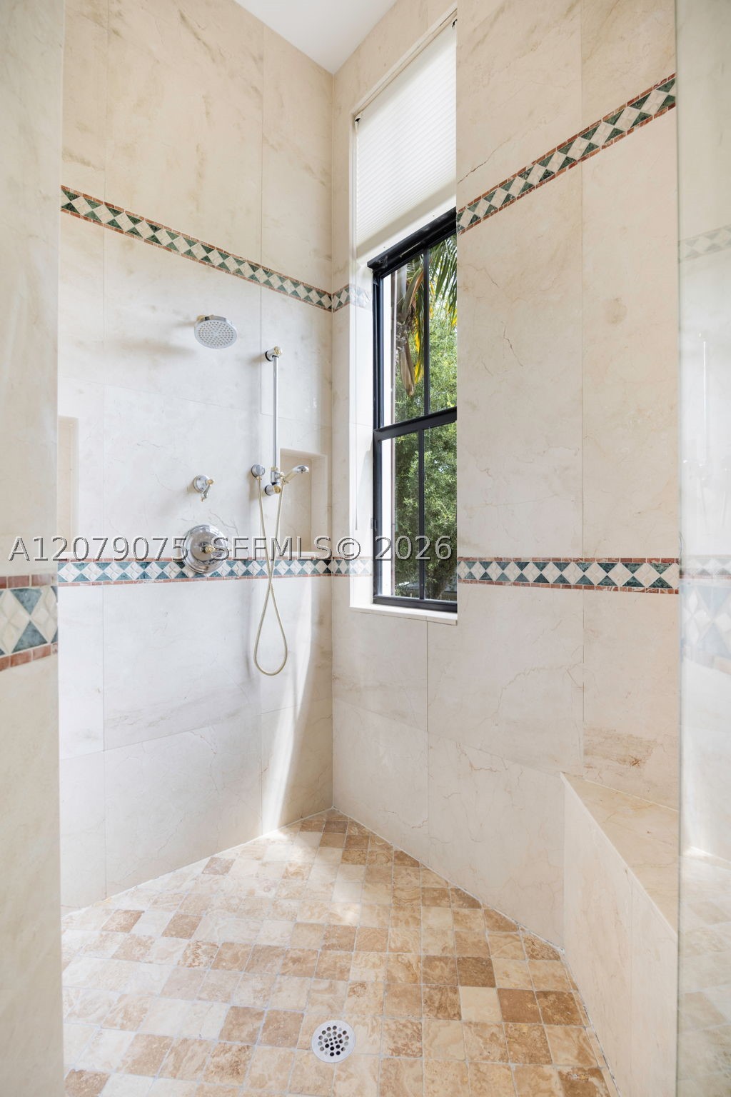 3740 Irvington Ave Coconut Grove, FL 33133