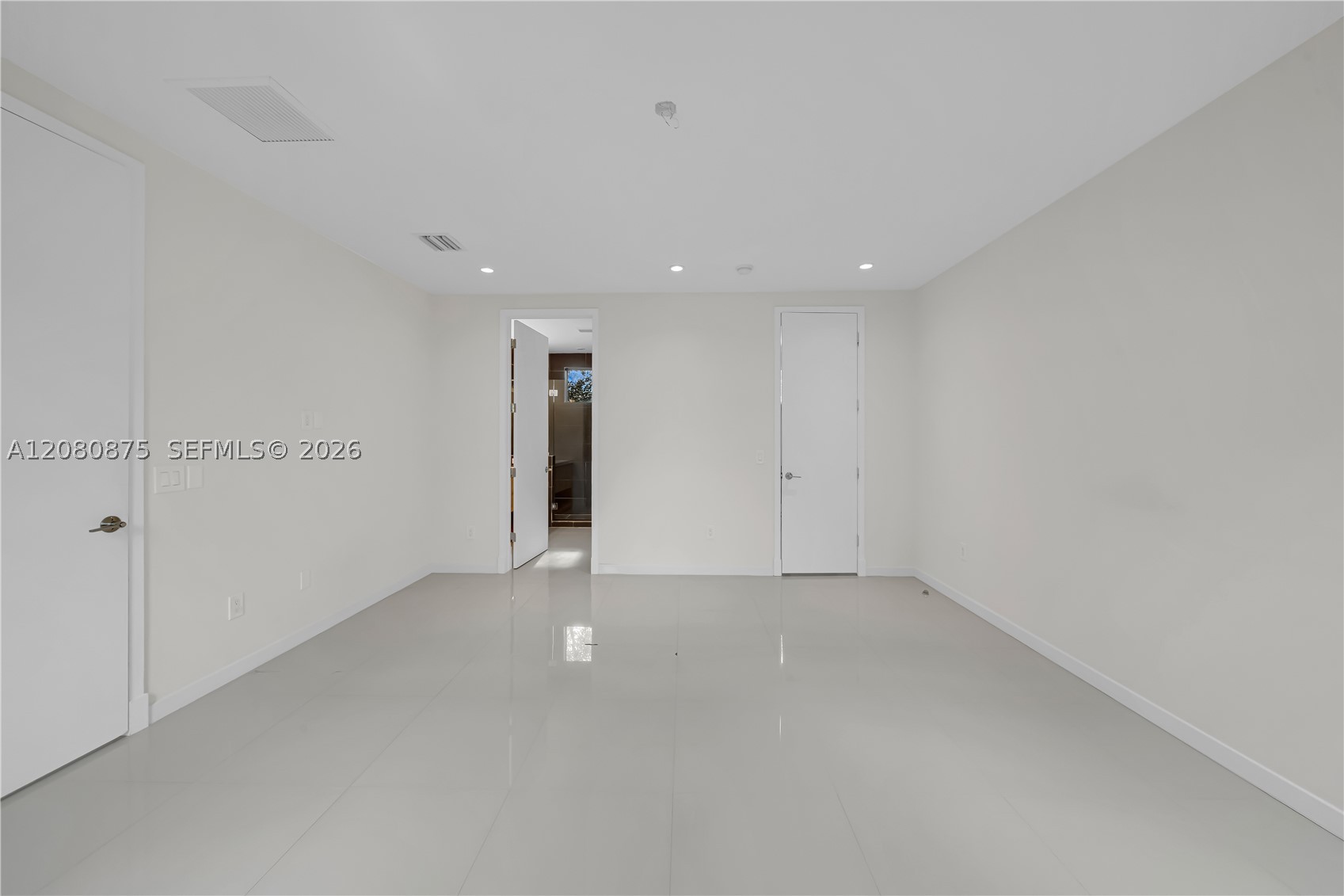 3253 Mcdonald St #3253 Miami, FL 33133