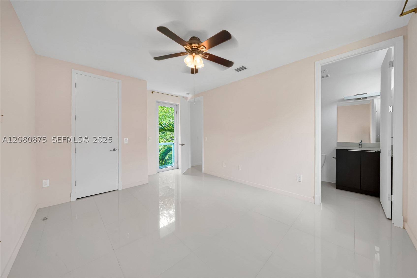 3253 Mcdonald St #3253 Miami, FL 33133