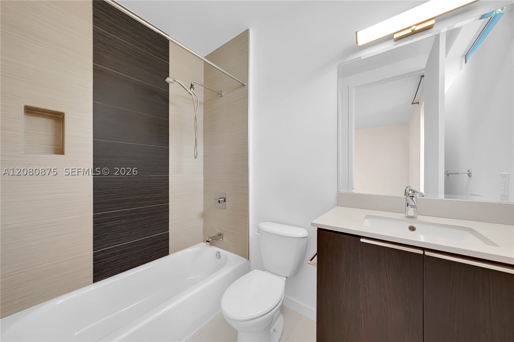 3253 Mcdonald St #3253 Miami, FL 33133