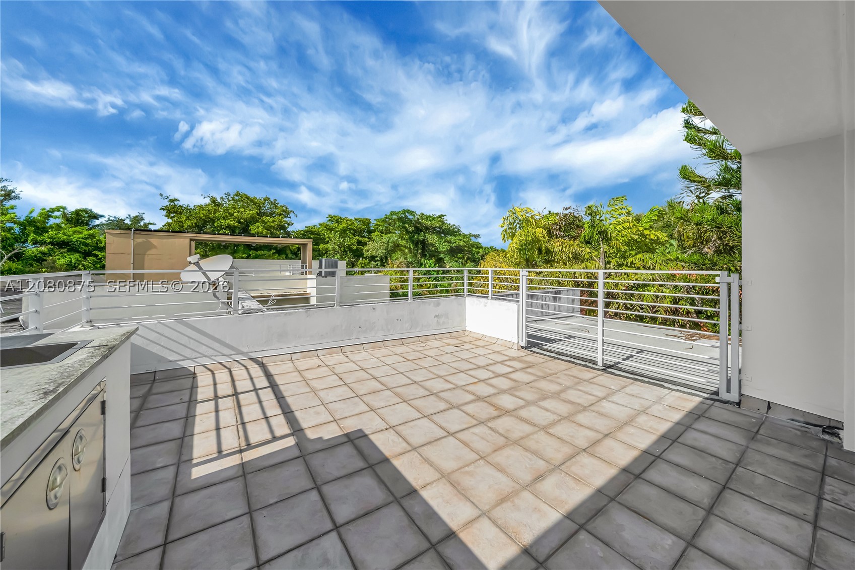 3253 Mcdonald St #3253 Miami, FL 33133