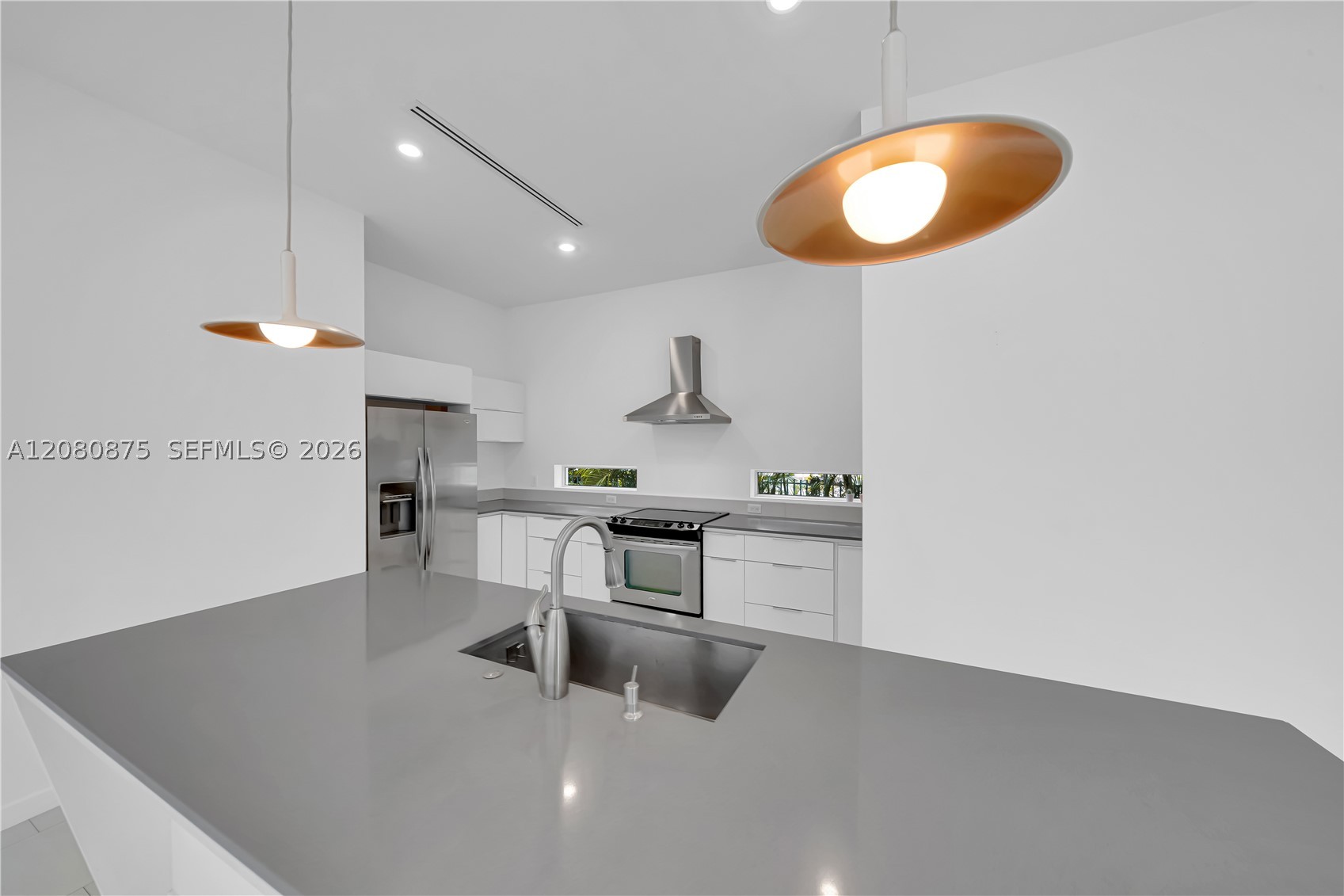 3253 Mcdonald St #3253 Miami, FL 33133