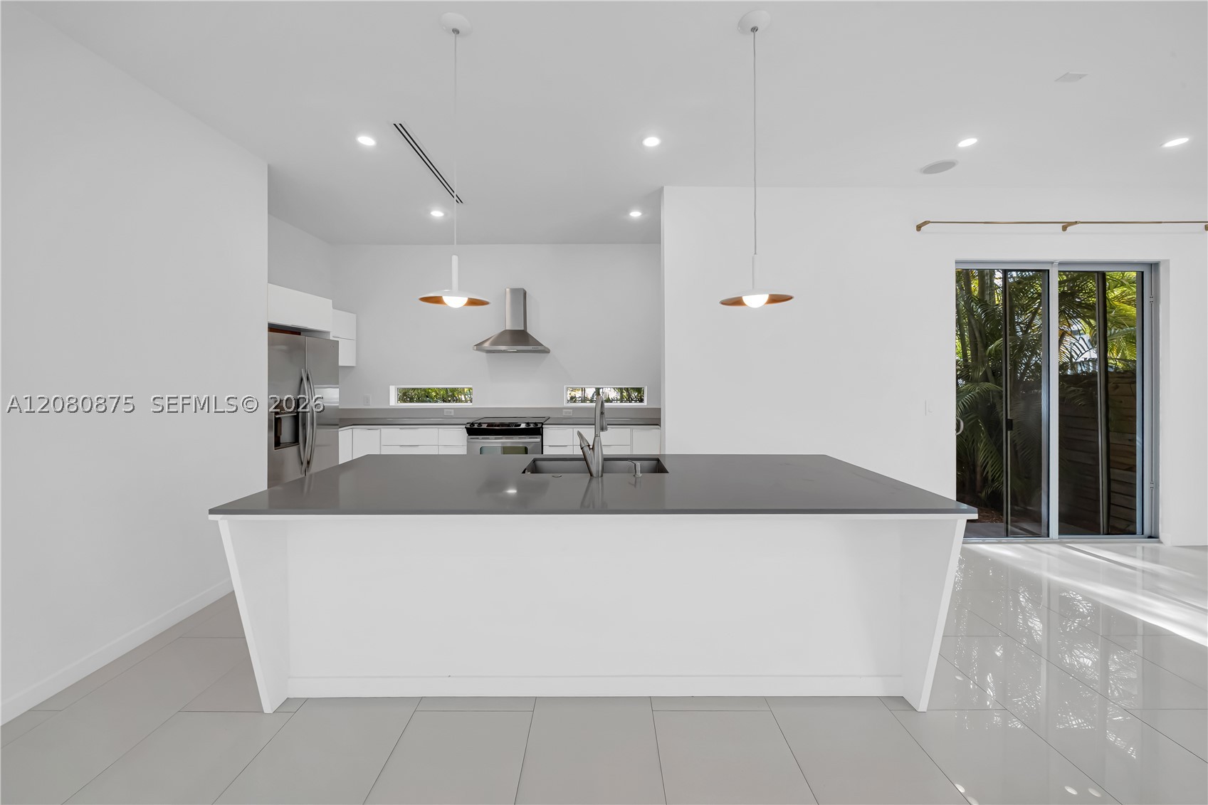 3253 Mcdonald St #3253 Miami, FL 33133