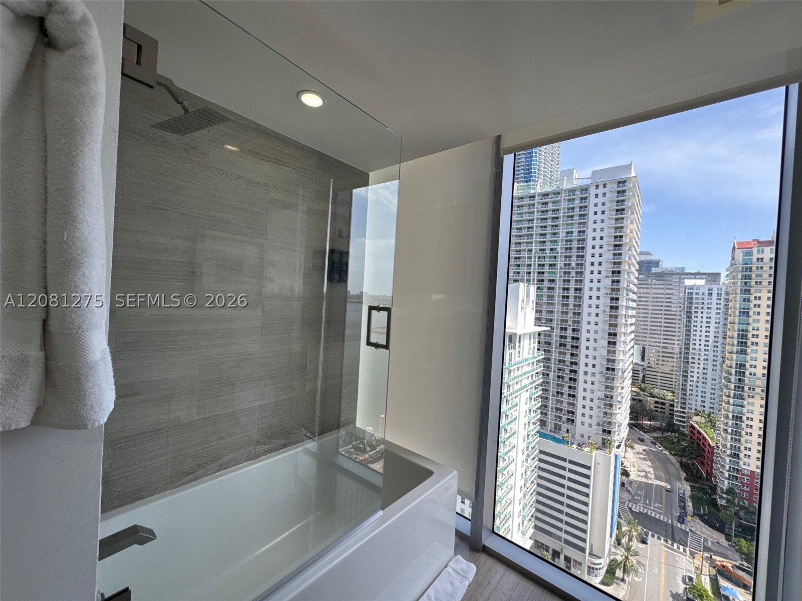 image Brickell House18